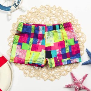 Badehose für Jungen mit buntem Karomuster